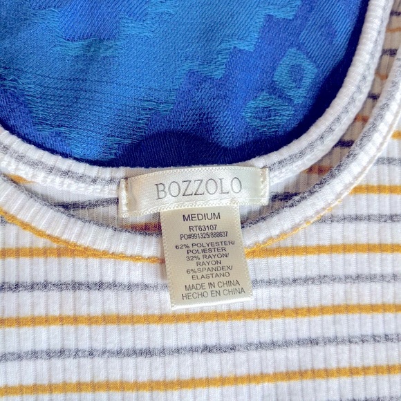 Crop top - Picture 2 of 2